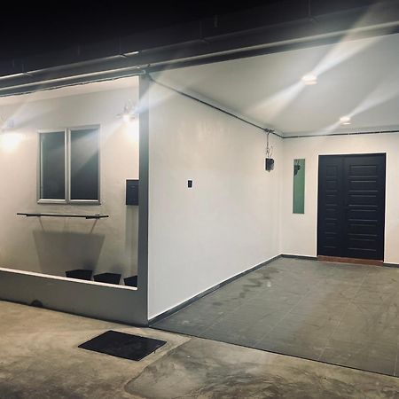 Padang Besar Syaripah Homestay エクステリア 写真