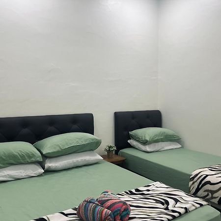 Padang Besar Syaripah Homestay エクステリア 写真